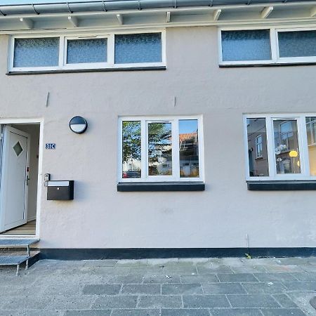 Aday - Charming Apartment In The Pedestrian Street Of Frederikshavn Bagian luar foto
