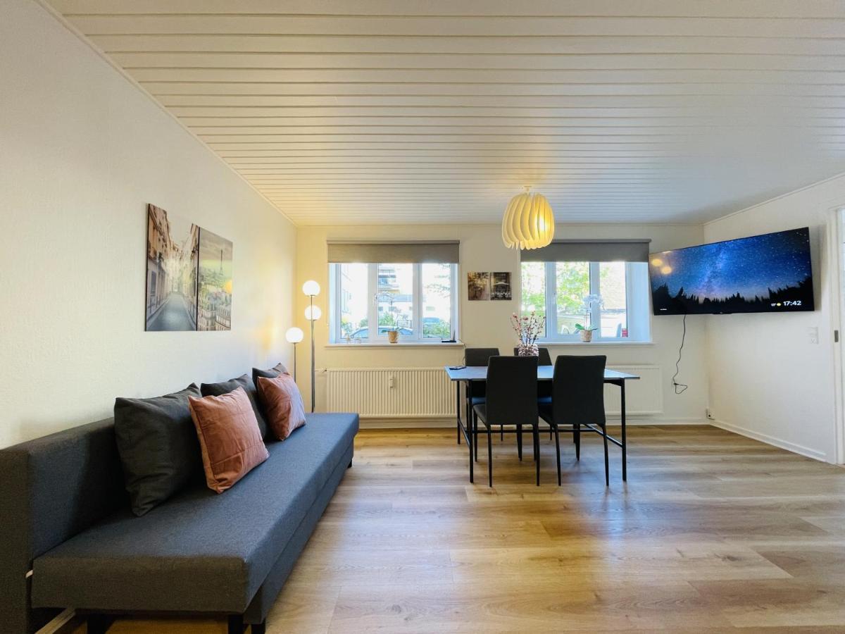 Aday - Charming Apartment In The Pedestrian Street Of Frederikshavn Bagian luar foto